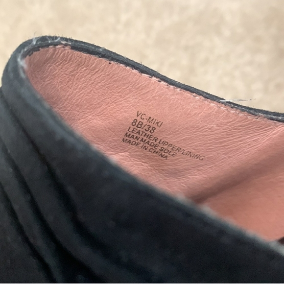 NWOB. Stunningly gorgeous, VC Mikki booties. - Picture 5 of 7